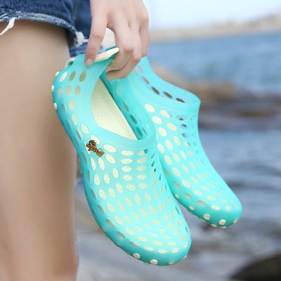 Sandalias Acuáticas con Agujeros - Calzado de Playa y Ocio - Image 4