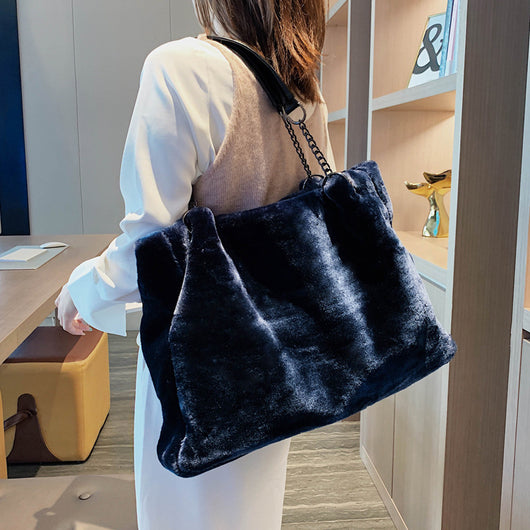 Bolso de Hombro Tote con Cadena - Gran Capacidad y Estilo - Image 9