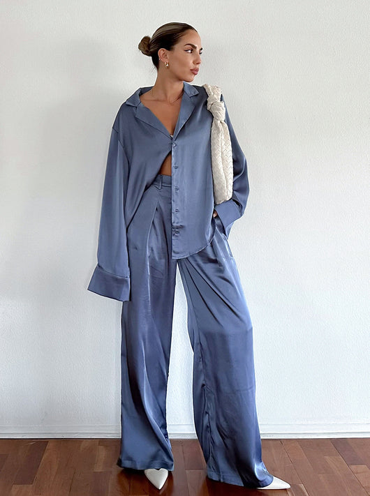 Conjunto Elegante de Satén: Blusa Manga Larga y Pantalón Talle Alto - Image 8