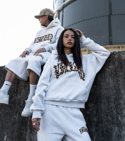 Sudadera Unisex con Estampado de Leopardo y Bordado de Letras - Estilo Casual Urbano - Image 18