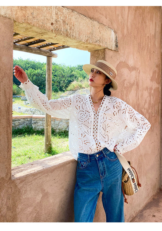 Blusa Blanca de Algodón con Bordado Diseño Elegante Manga Larga para Mujer - Image 6