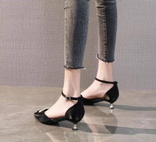 Sandalias de Tacón Bajo con Punta Afilada y Hebilla - Image 9