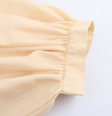 Blusa Holgada Cuello en V con Mangas Largas - Image 4