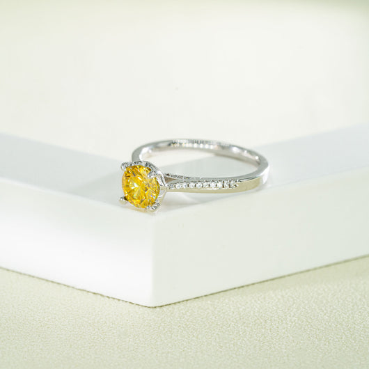 Anillo de Moissanita para Mujer en Cuatro Colores - Image 9