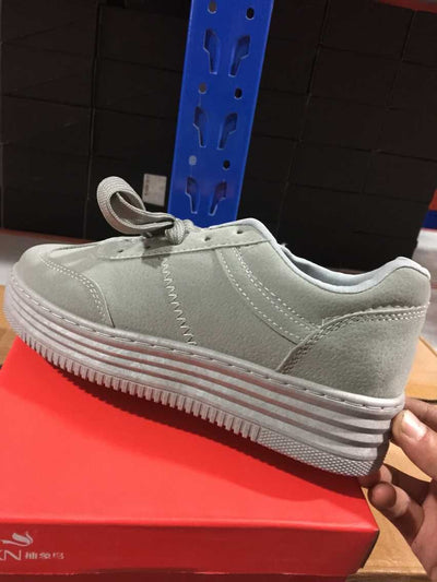 Zapatillas Deportivas Blancas de Cuero con Cordones - Image 15