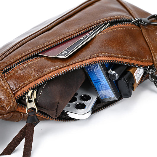 Bolsa de Pecho de Cuero para Hombre - Diseño Moderno y Funcional - Image 5