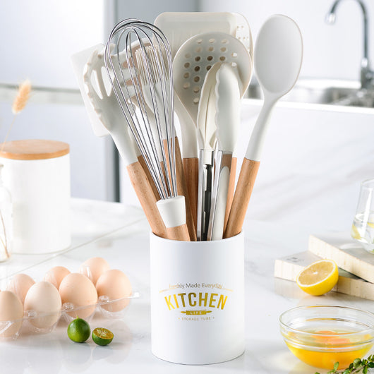 Set de Utensilios de Cocina en Silicona con Mango de Madera Crema - Image 6