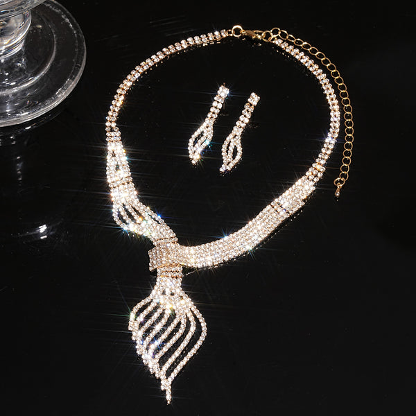 Conjunto de Joyería Cadena Clavícula Elegancia y Personalidad