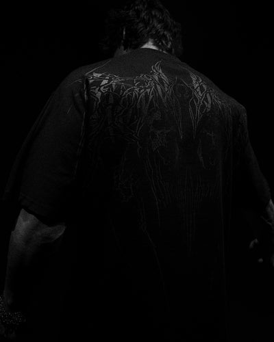 Playera Holgada de Algodón Talla Grande Estilo Oscuro - Image 18