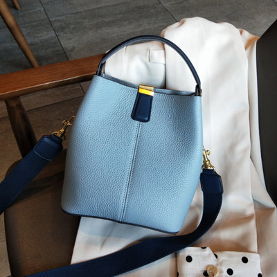 Bolso Cubo de Cuero - Image 4