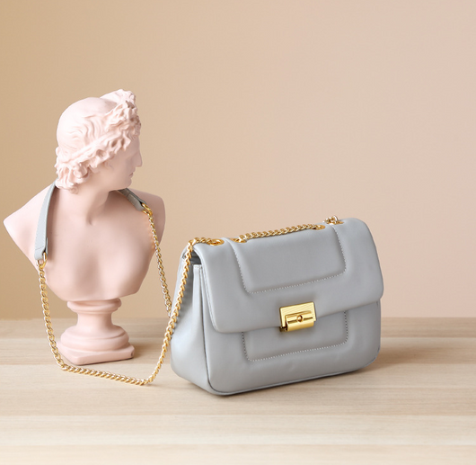 Bolso Bandolera de Cuero para Mujer - Diseño Moderno y Funcional - Image 11