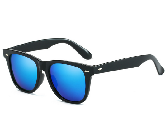 Black Wayfarer-style sunglasses with silver mirrored lenses and small gold accents on the frame. - Image 4