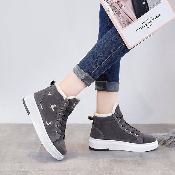 Zapatillas de Terciopelo con Paneles - Estilo Urbano Moderno