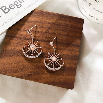 Aretes Sol y Luna con Diamantes - Image 8