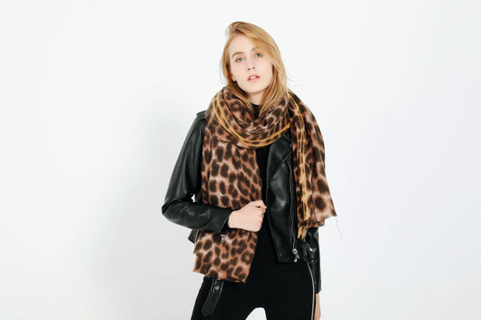 Bufanda Chal de Cachemira con Estampado Leopardo para Mujer - Image 9