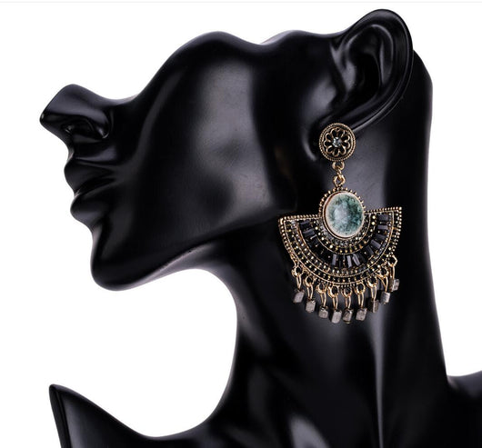 Aretes Bohemios Elegantes con Borlas y Cuentas - Image 4