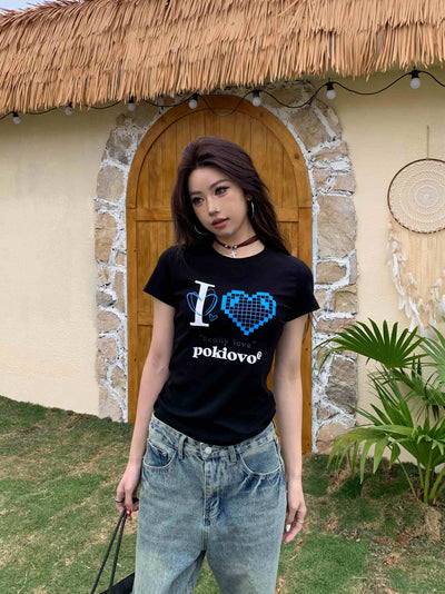 Blusa Ajustada Femenina con Estampado de Corazones - Image 10