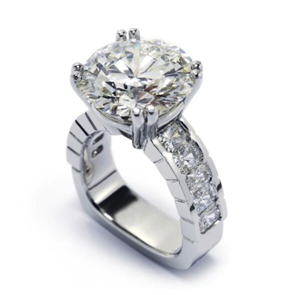 Anillo de Diamante Zirconio Octava Dramática