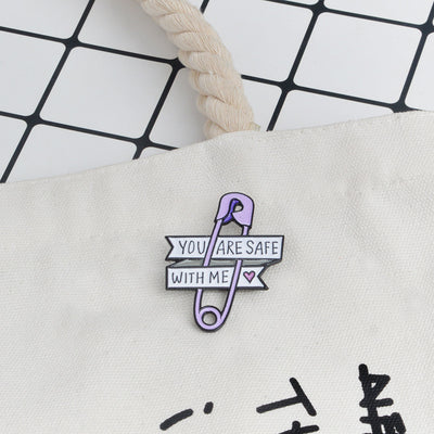 Broche Pin Letra Inglesa Púrpura Estilo Instagram - Accesorio de Personalidad Creativa - Image 7