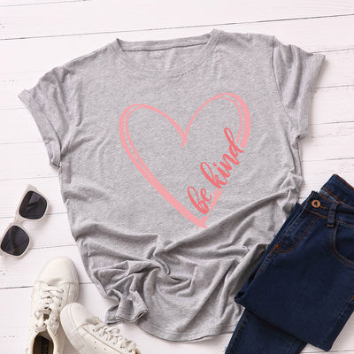 Playera Holgada para Mujer con Corazón y Cuello Redondo - Image 4