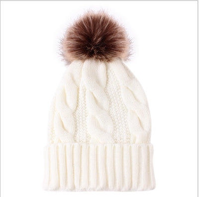 Gorro de Lana Tejido con Patrón Hemp - Calidez y Estilo en Cada Uso - Image 8
