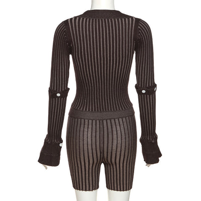 Conjunto Camiseta Manga Larga a Rayas con Shorts - Image 6