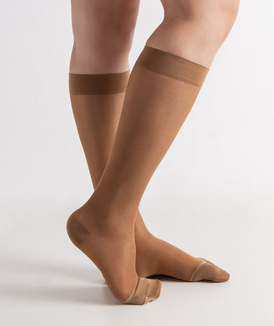 Medias de Compresión Minimalista para Mujer - Diseño Liso y Ultradelgado - Image 4