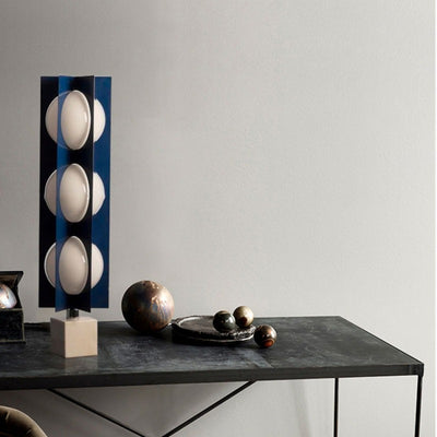 Lámpara de Escritorio Minimalista en Mármol con Diseño Creativo - Image 3
