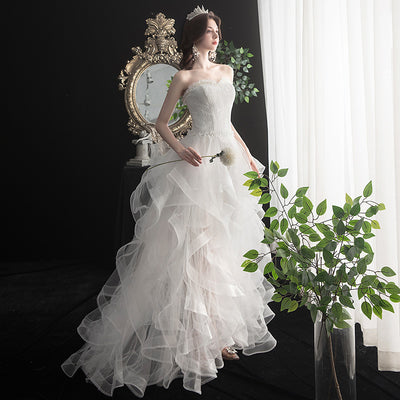 Vestido de Novia Corto Delantero y Trasero con Cola Pequeña - Image 10