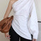 Blusa con Cadena y Pliegues Asimétrica de un Hombro