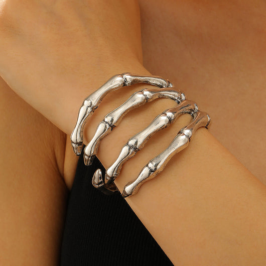 Pulsera Calavera Hueca con Pata Retro para Mujer - Image 6