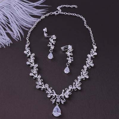 Juego de Aretes y Collar Nupcial con Circonia Cúbica - Image 3