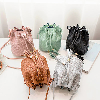 Bolso Bandolera Bucket Trendy Asimétrico - Image 12