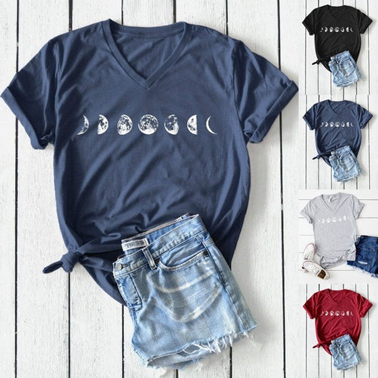 Playera Oversized Luna y Estrellas - Diseño Literario Minimalista