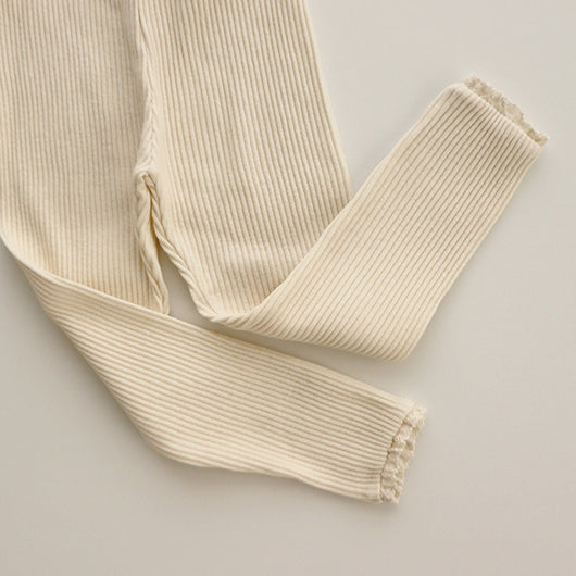 Leggings Elásticos para Niña con Ribete de Encaje - Image 4