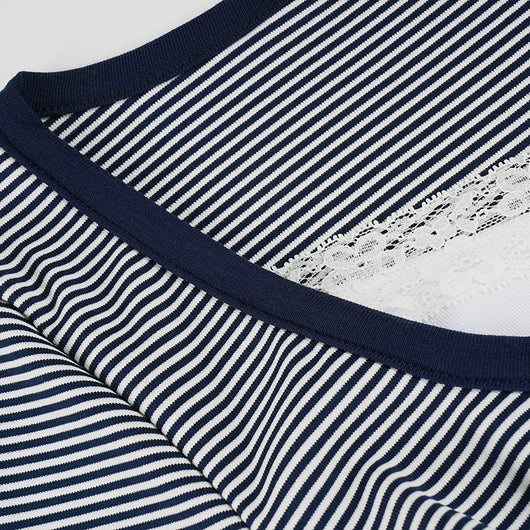 Blusa Rayada de Cintura Alta con Detalle de Encaje y Manga Larga Versátil - Image 17