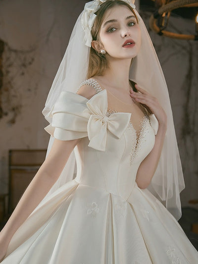 Vestido de Novia Vintage en Satén Elegante - Image 2