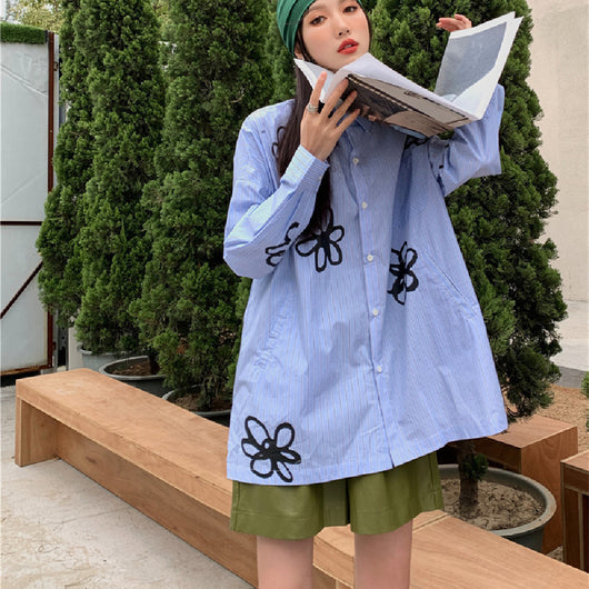 Camisa Estampada a Mano con Diseño Floral y Rayas