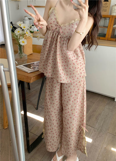 Conjunto de Ropa de Casa Floral con Tirantes Ajustables - Image 8