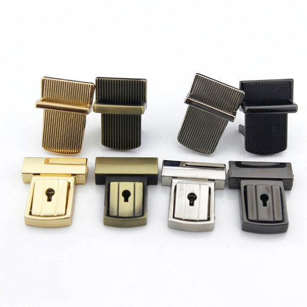 Cerradura Embutida con Accesorios de Hardware en Oro, Plata y Negro
