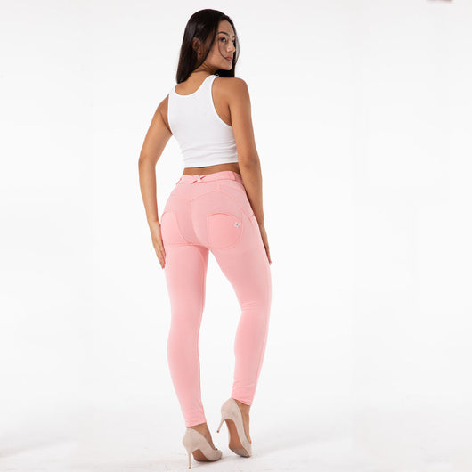 Pantalones Deportivos Levantacaderas para Yoga y Running - Image 11