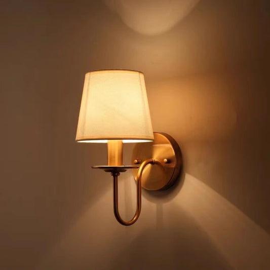 Aplique de Pared Doble Cabezal Estilo Antiguo Cobre Europeo para Dormitorio