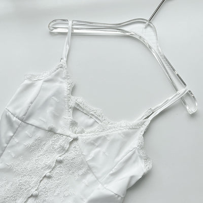 Blusa Slip Satinada Ajustada con Encaje Delicado - Image 20