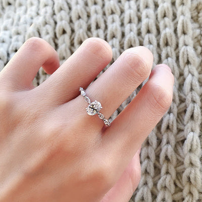 Anillo de Plata 925 Óvalo con Zirconia 5A Brillante