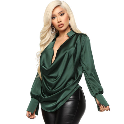 Blusa de Satén con Escote en V Profundo y Mangas Largas - Image 9