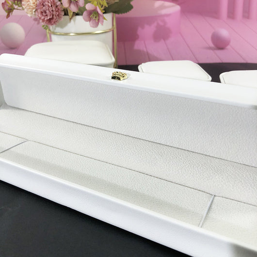 Joyero Blanco con Diseño de Corona Ajustable - Image 6