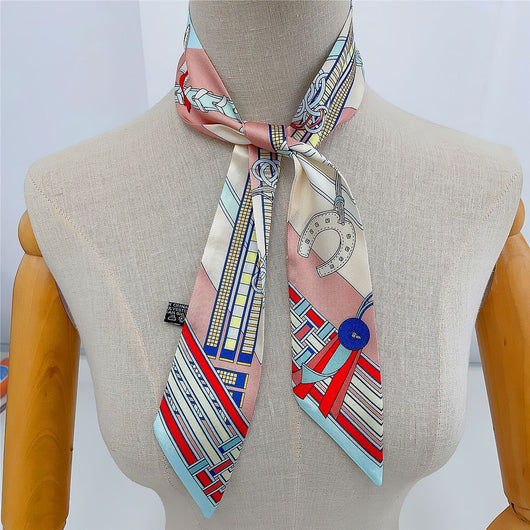 Pañuelo de Seda Profesional Reversible para Mujer - Image 11