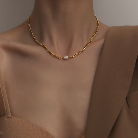Collar Multicapa Dorado con Diamantes Verdes - Image 12