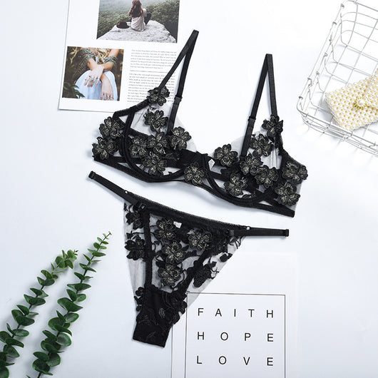 Conjunto Romántico de Encaje Floral Transparente - Image 14