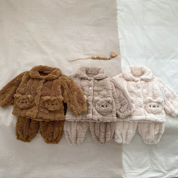 Pijama de Dos Piezas en Terciopelo Suave para Bebé